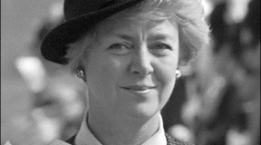 Как Исландия заменила оружие на доверие и женское лидерство