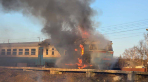 Война, 14 марта. Прилеты по жилым кварталам в Запорожье, есть жертвы. Россияне ударили дроном по пригородному поезду в Сумской области