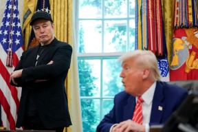 «Он сошел с ума». Трамп и Маск сильно поругались