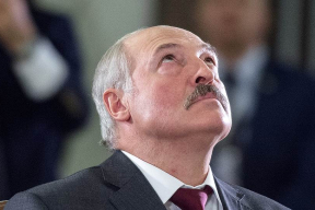 «Даже пропахший пыточной Окрестина Лукашенко и тот косит глазом в сторону Америки»
