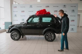 Мартынов: «В отсутствие конкуренции гнилые «Нивы» можно спокойно продавать российским гражданам. Ведь аналогов нет»